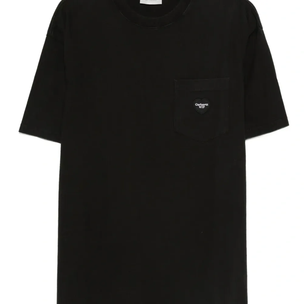 футболка с карманами