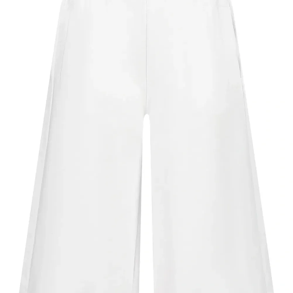 Брюки широкого кроя Брюки широкого кроя