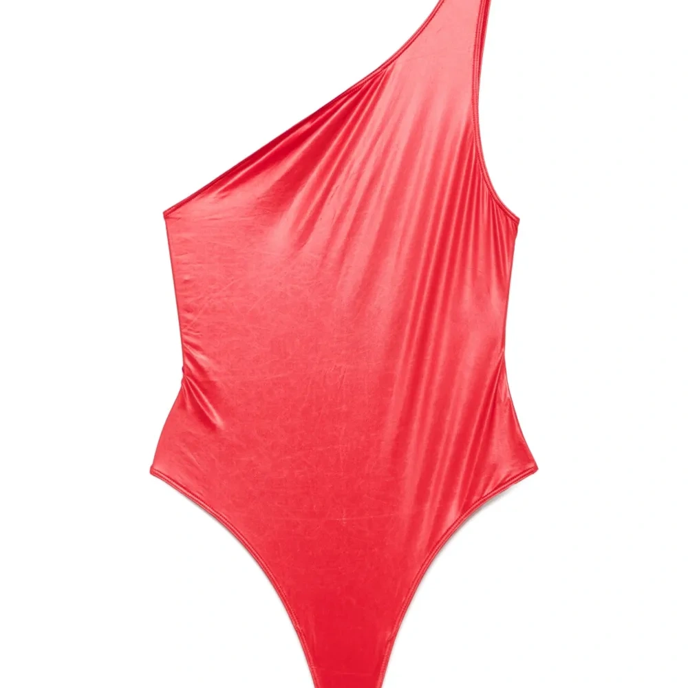 Купальник Splash асимметричного кроя Купальник Splash асимметричного кроя