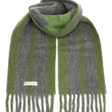 Полосатый шарф с бахромой