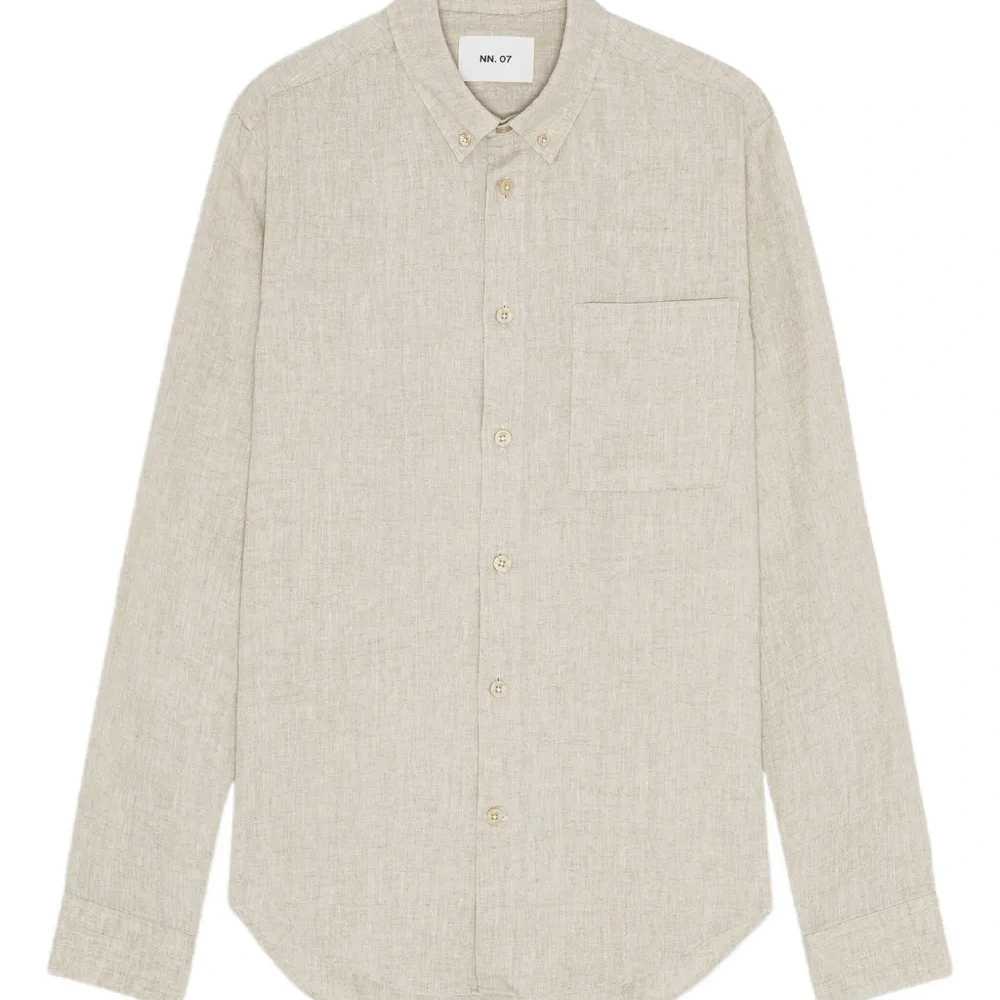 Льняная рубашка