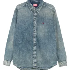 Джинсовая рубашка на пуговицах