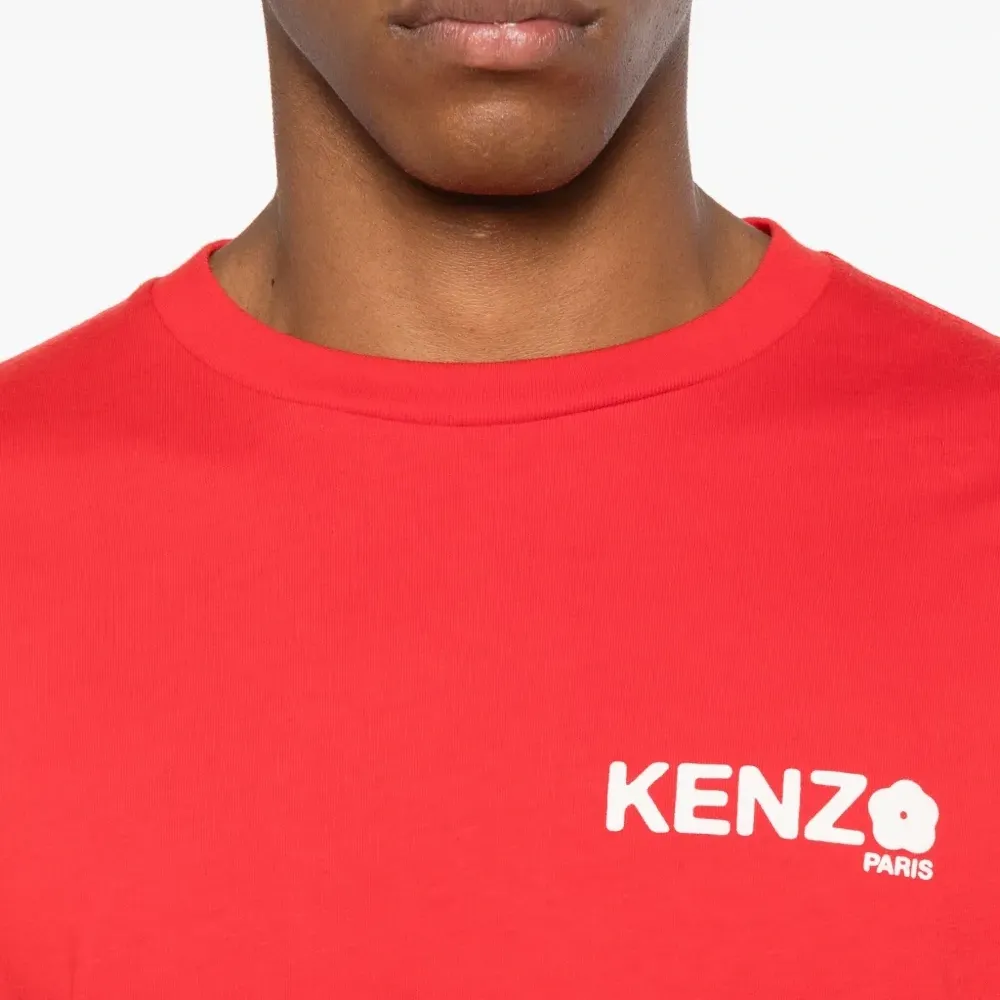 футболка с логотипом