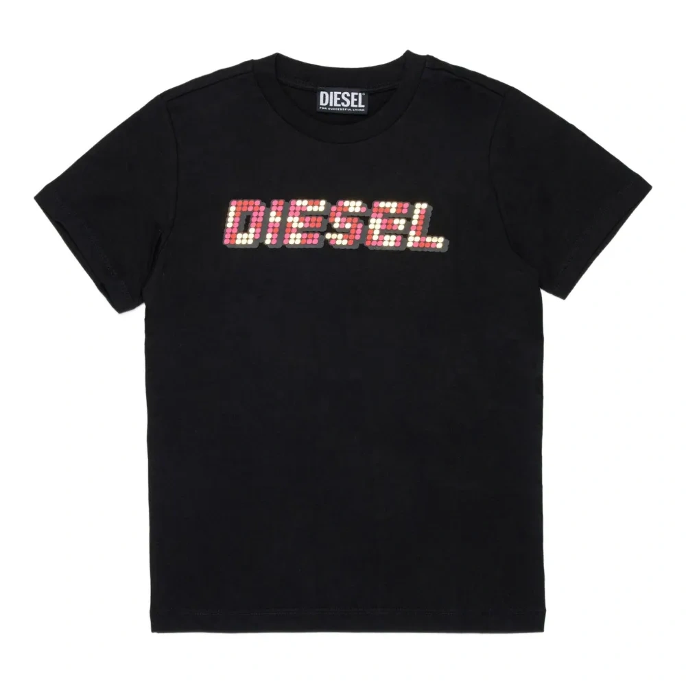 Футболка с логотипом