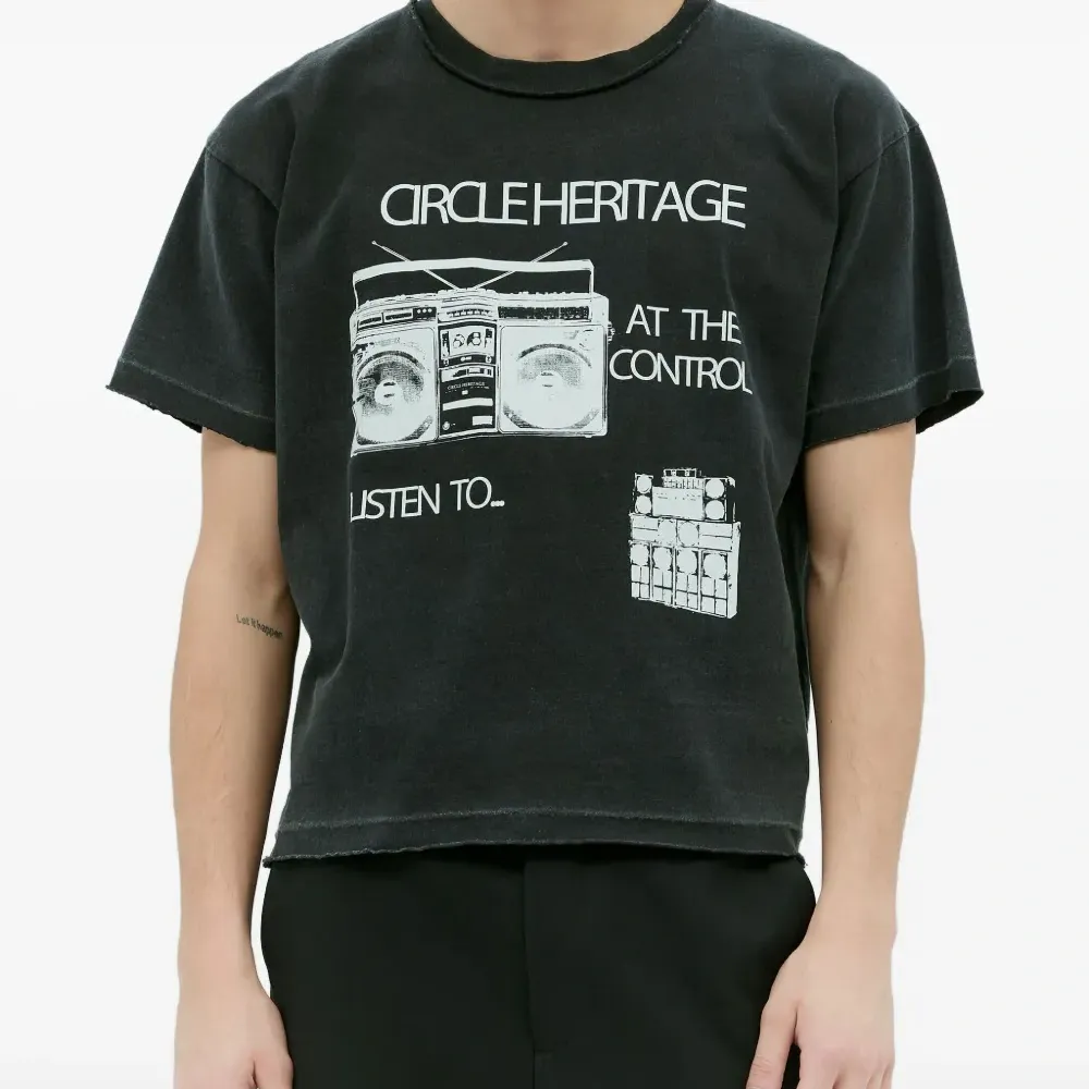 футболка Boombox