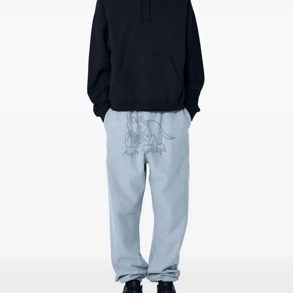 худи с графичным принтом