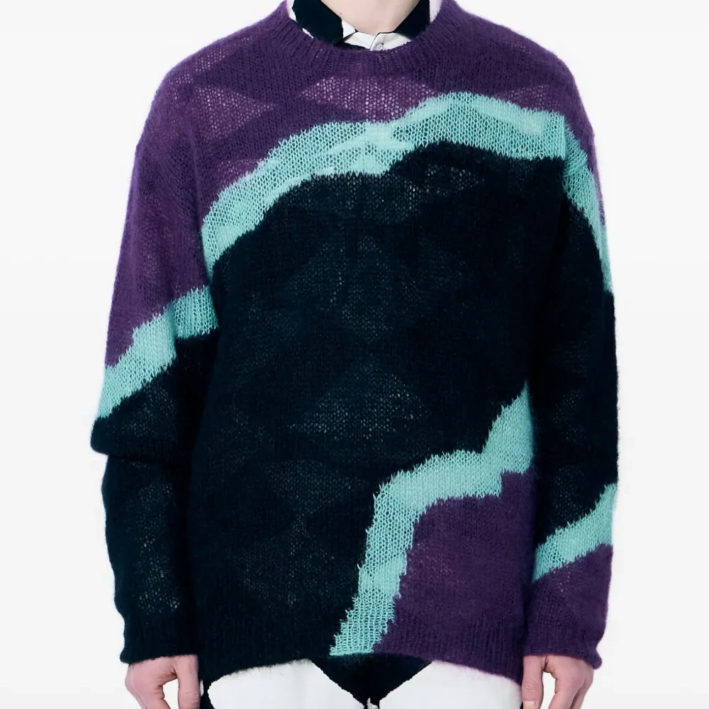 свитер в стиле колор-блок