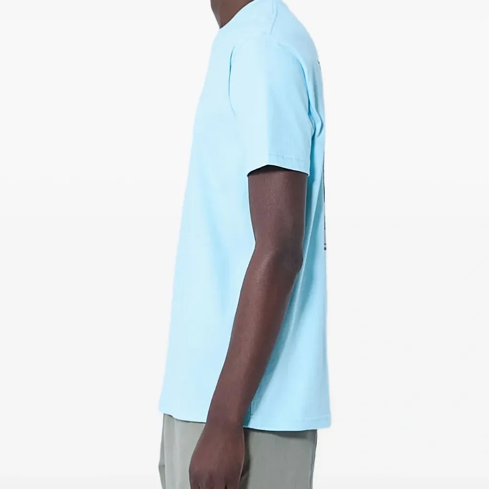 футболка с логотипом