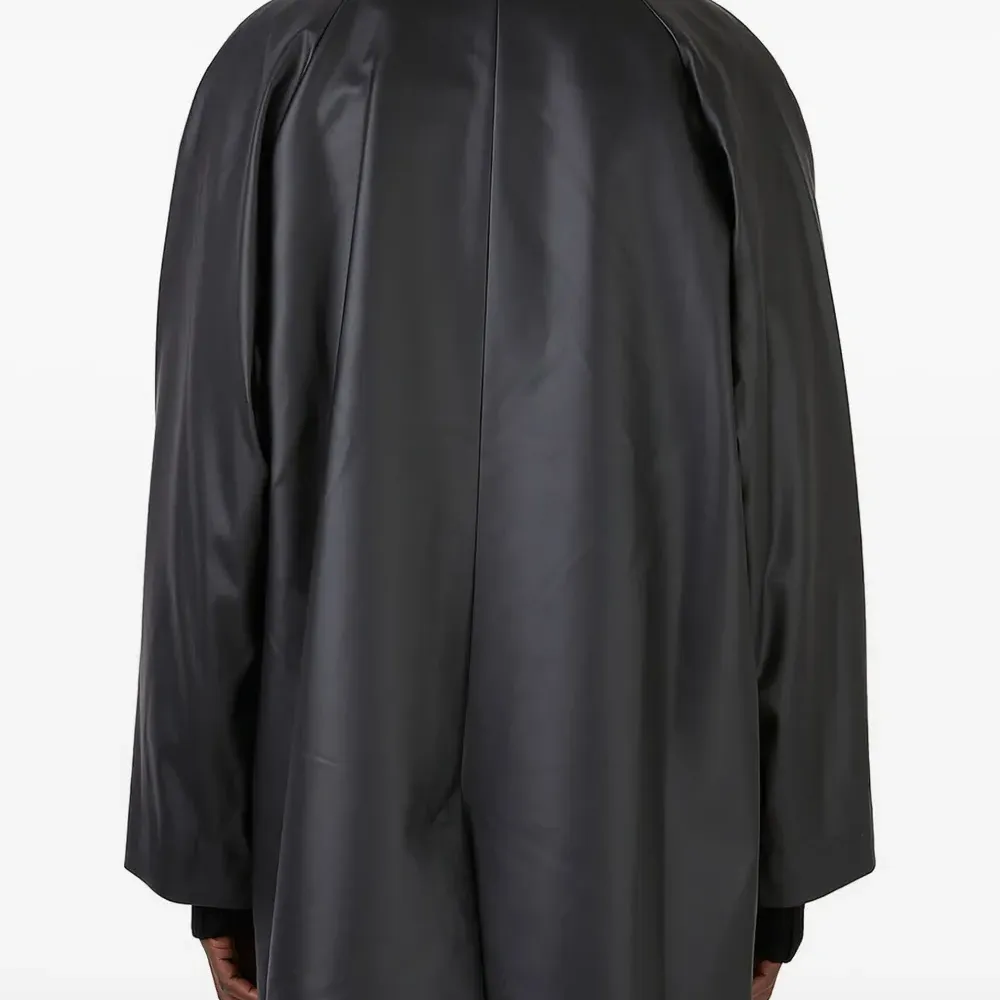 Пальто на молнии с рукавами реглан