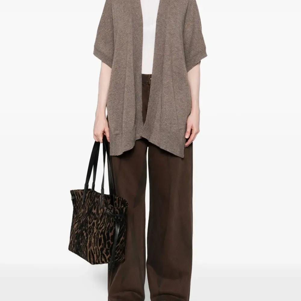 Кардиган с короткими рукавами и открытой передней частью