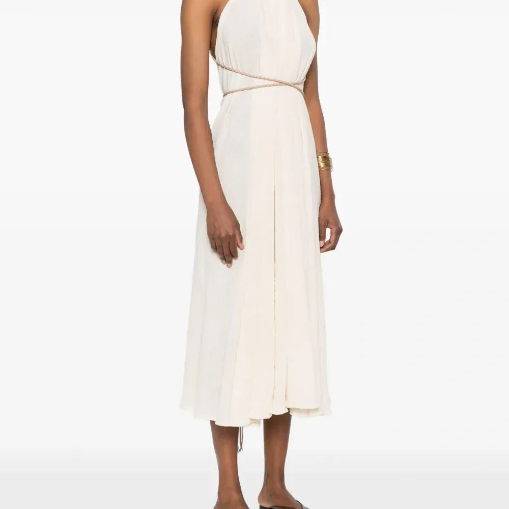 Платье с пуговицами