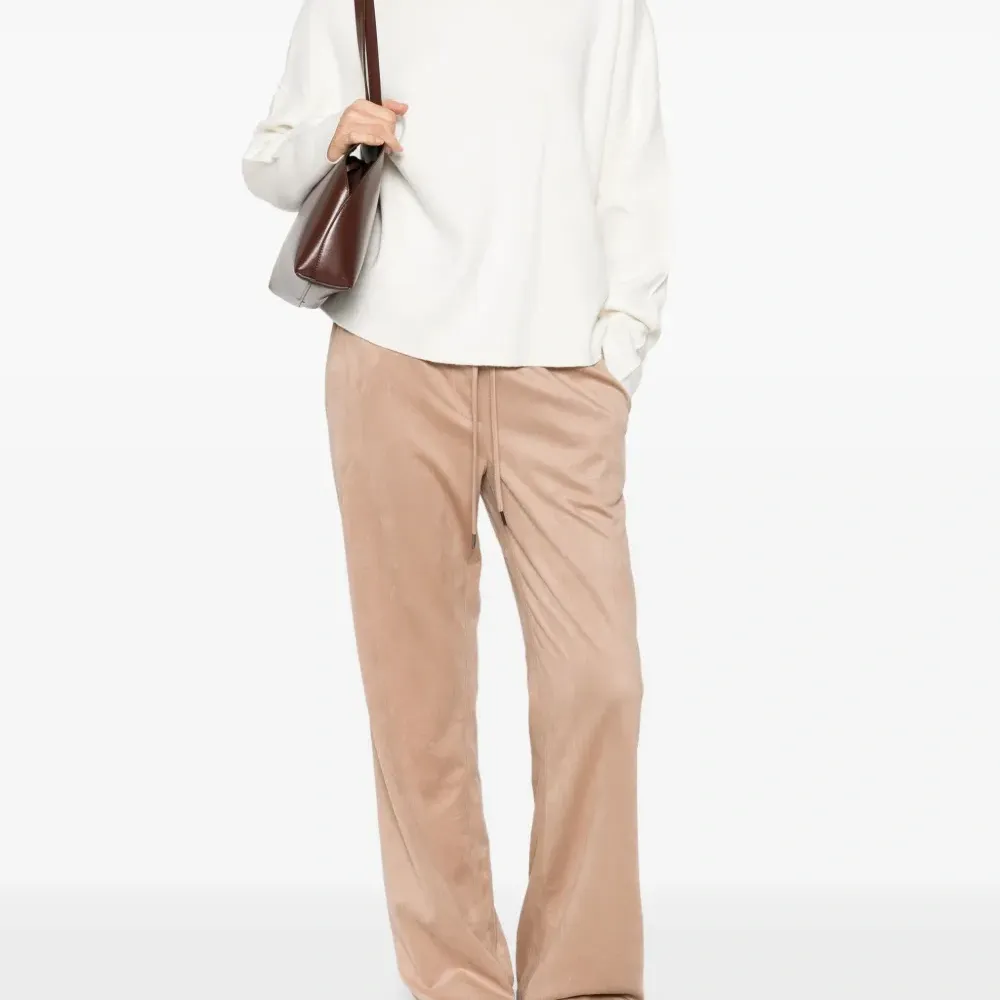 спортивные брюки с эластичным поясом