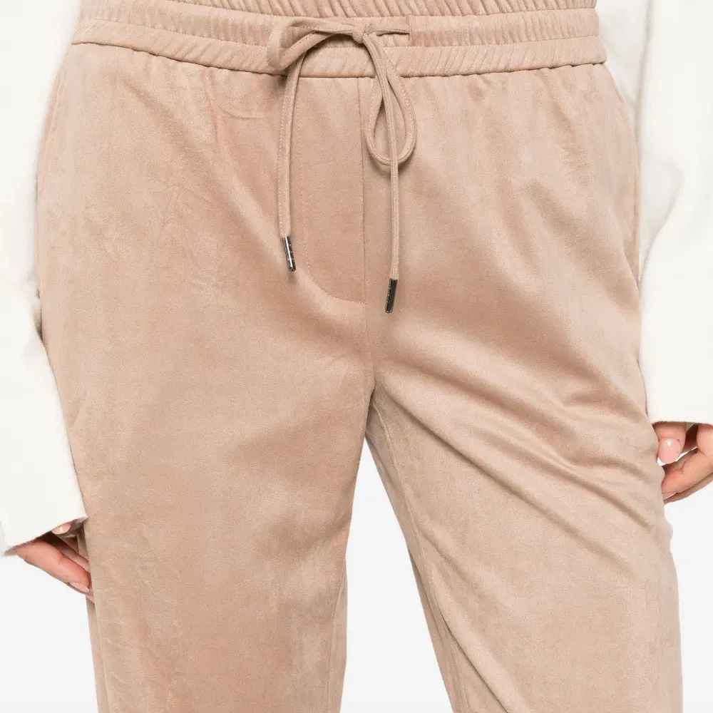 спортивные брюки с эластичным поясом