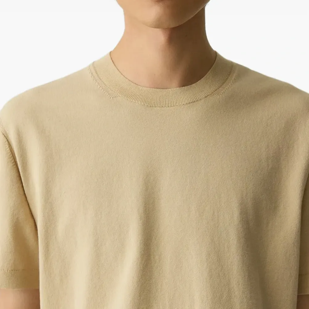 футболка с круглым вырезом футболка с круглым вырезом