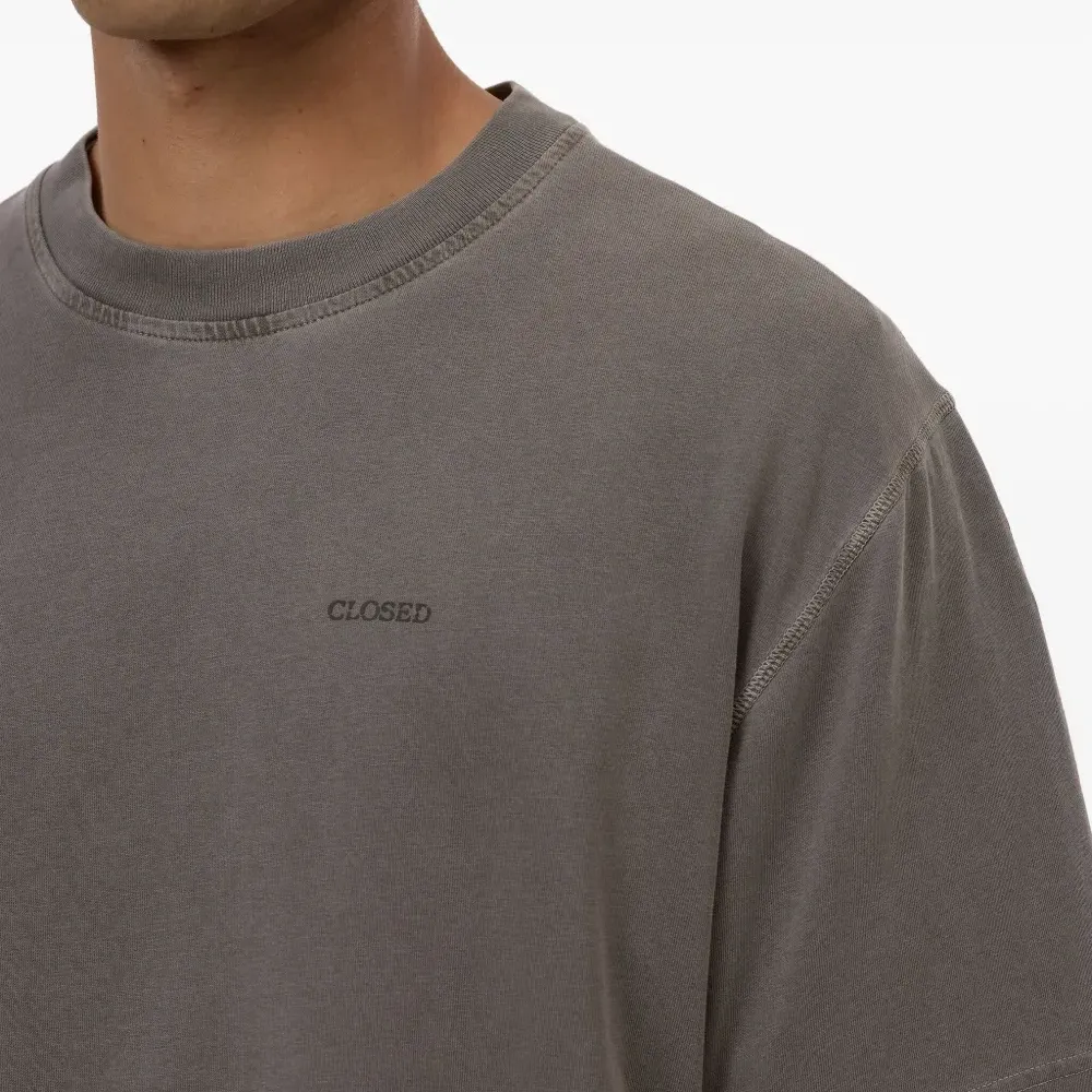 футболка с круглым вырезом