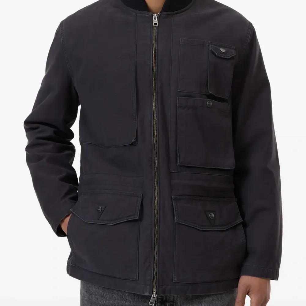 Куртка с накладными карманами Куртка с накладными карманами