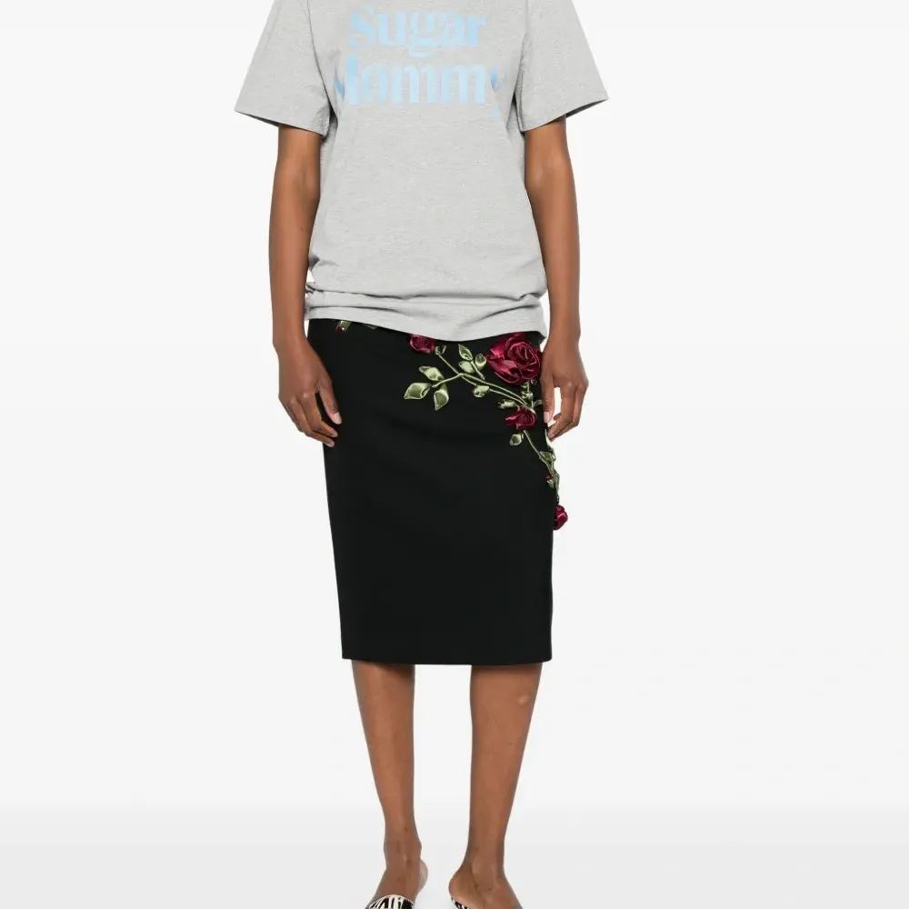 Футболка с графичным принтом