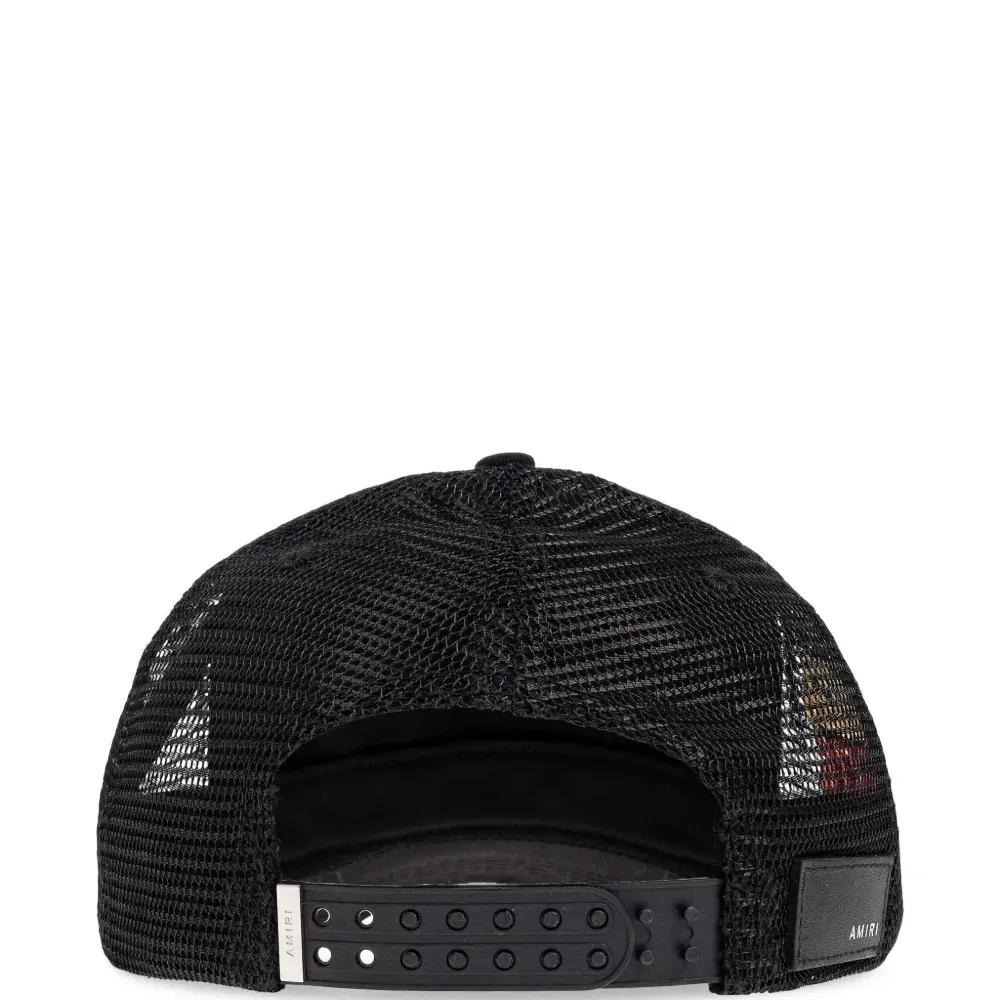 Бейсболка с вышитым логотипом Бейсболка с вышитым логотипом