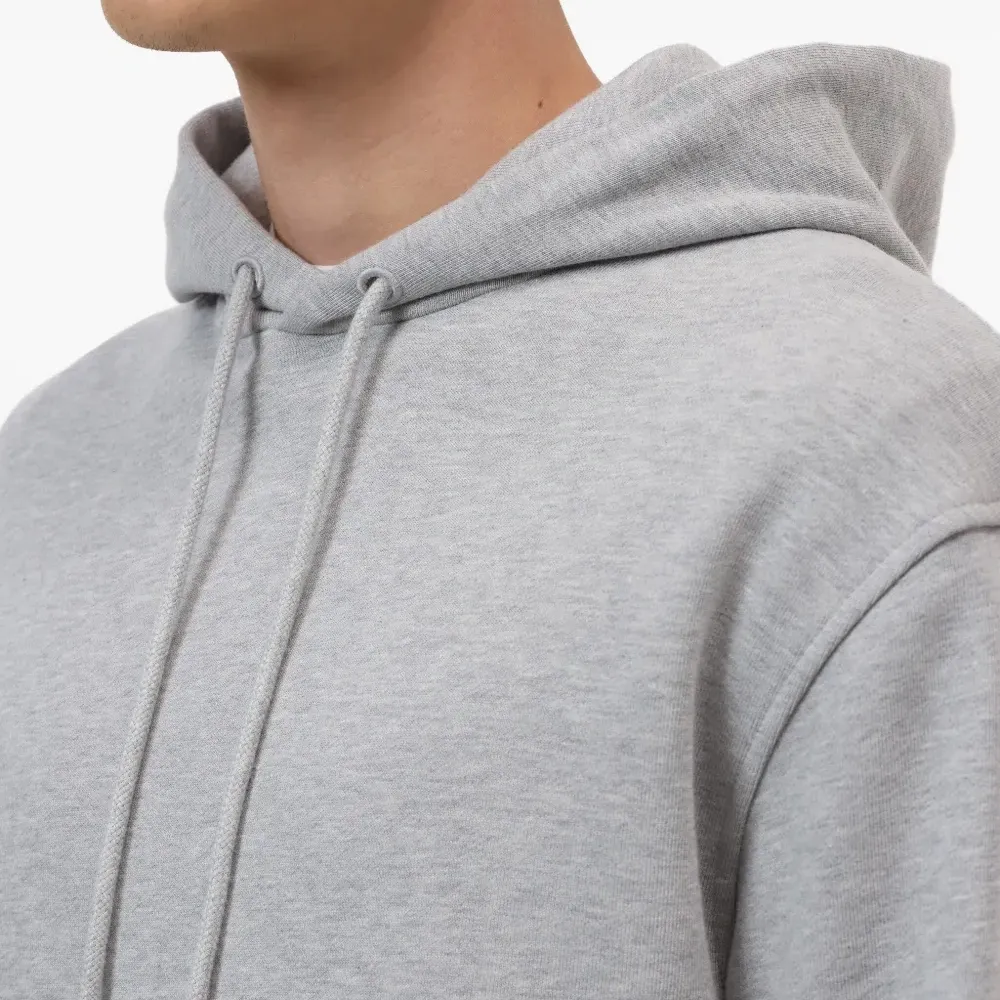 худи с вышитым логотипом