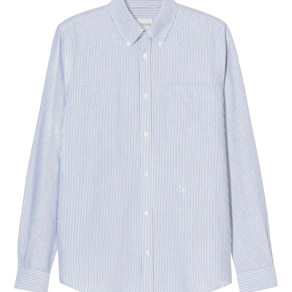 полосатая рубашка на пуговицах