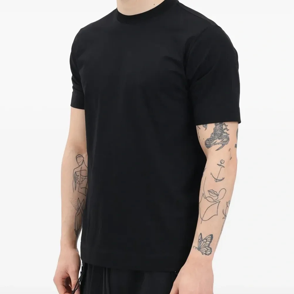 Футболка с круглым вырезом Футболка с круглым вырезом