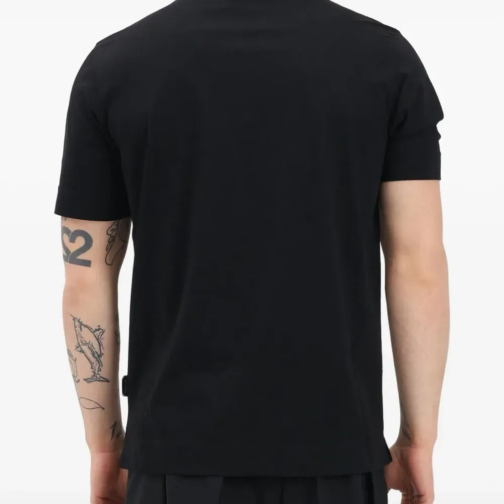 Футболка с круглым вырезом Футболка с круглым вырезом