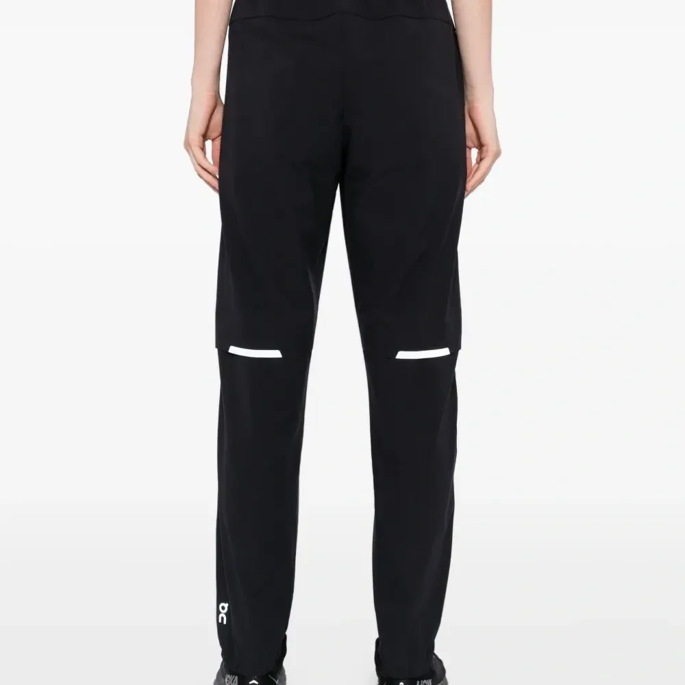 Спортивные брюки