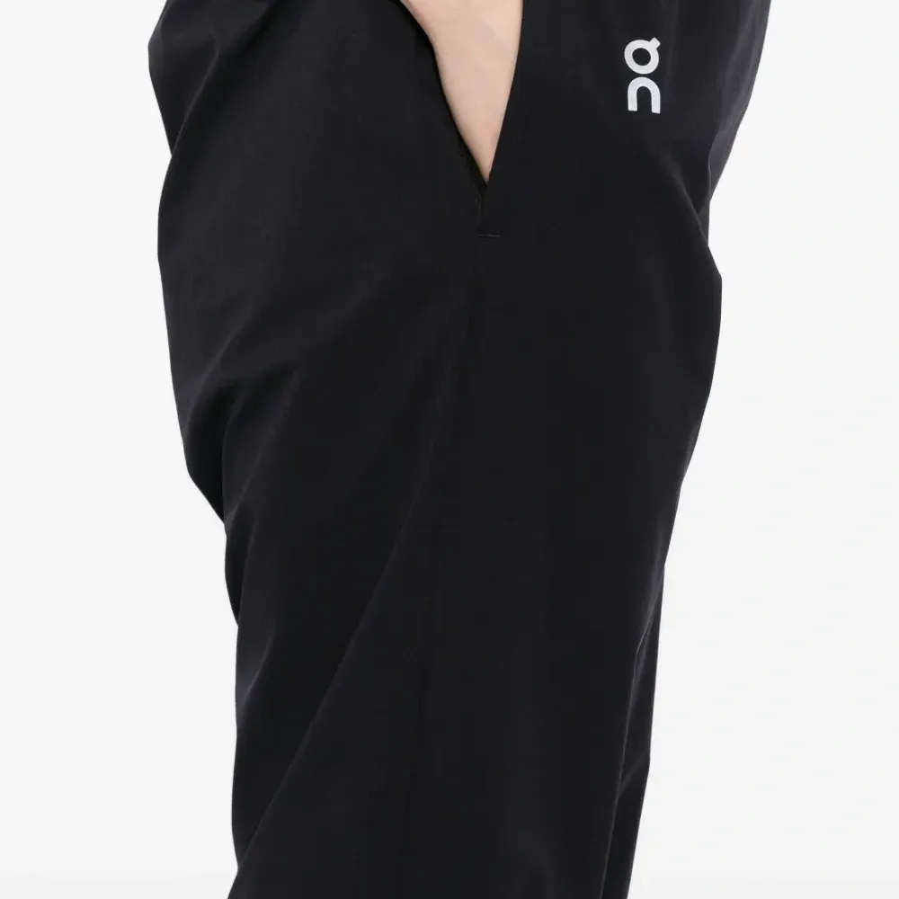 Спортивные брюки