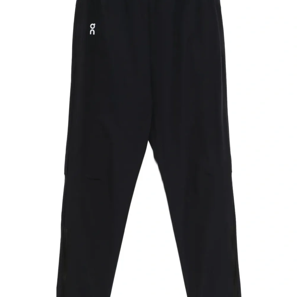 Спортивные брюки