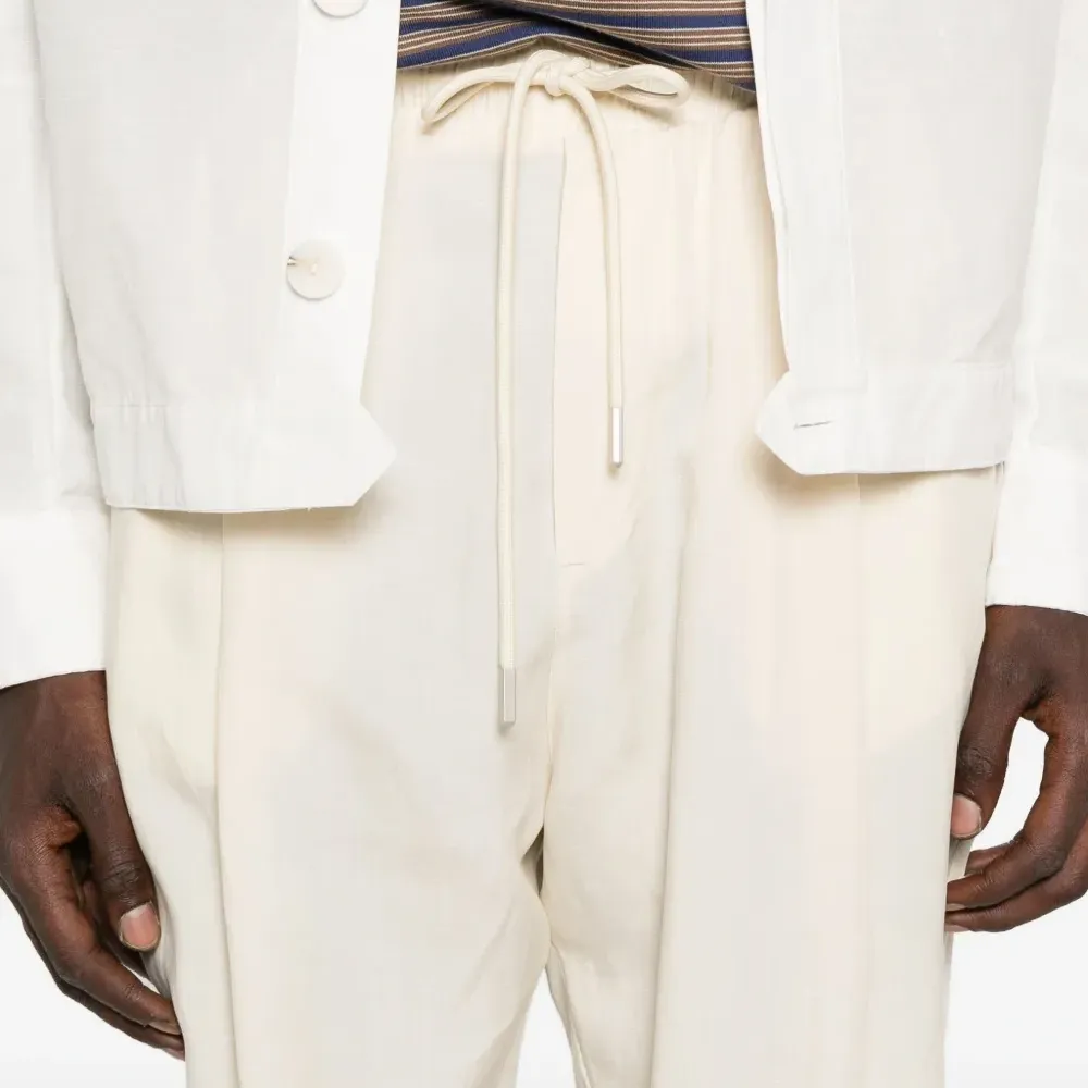 Брюки с кулиской и складками