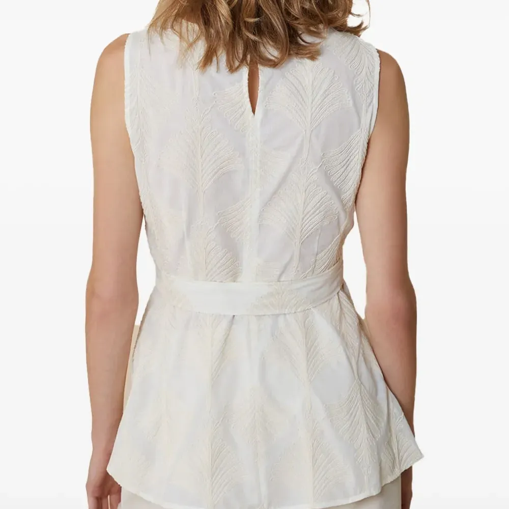 Жилет с узором Жилет с узором