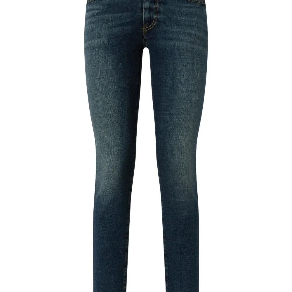 Джинсы с вышитым логотипом