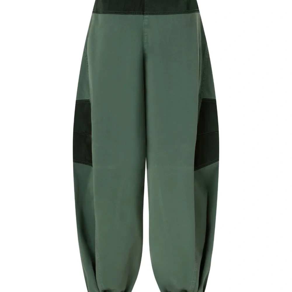 Брюки со вставками и поясом