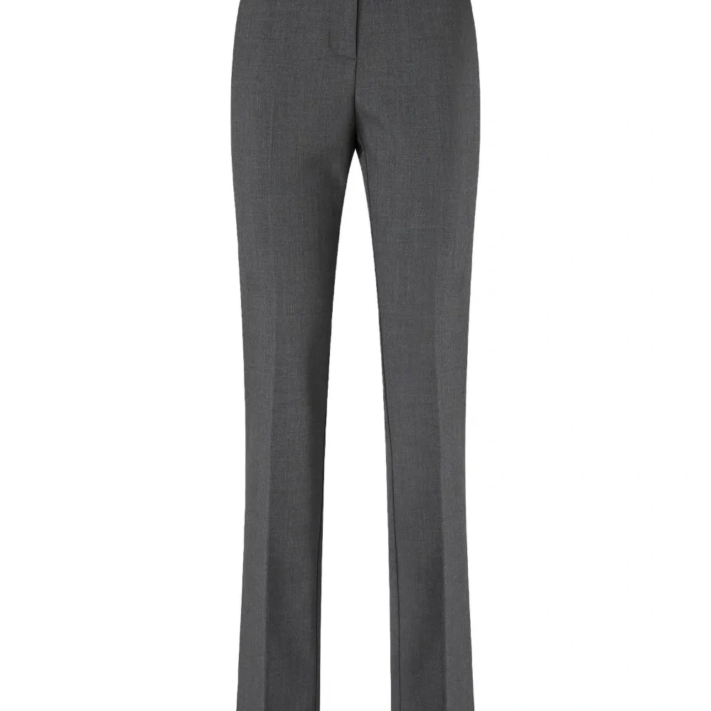 Брюки со складками