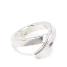 Кольцо Embrace