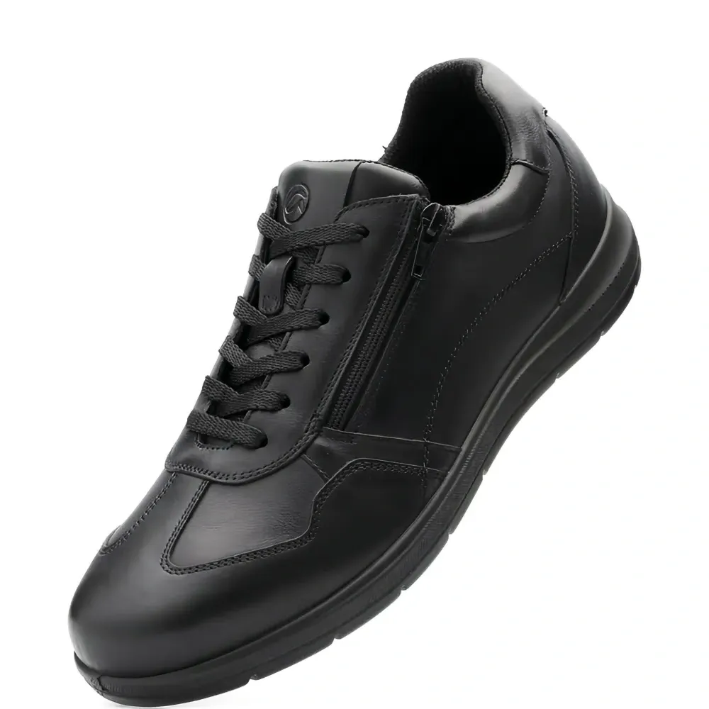 кроссовки на шнуровке