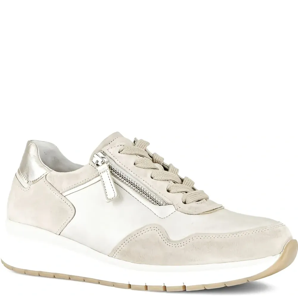 Кроссовки с эффектом металлик