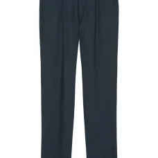 зауженные брюки со складками