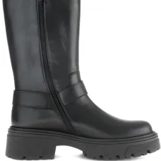 сапоги на массивной подошве