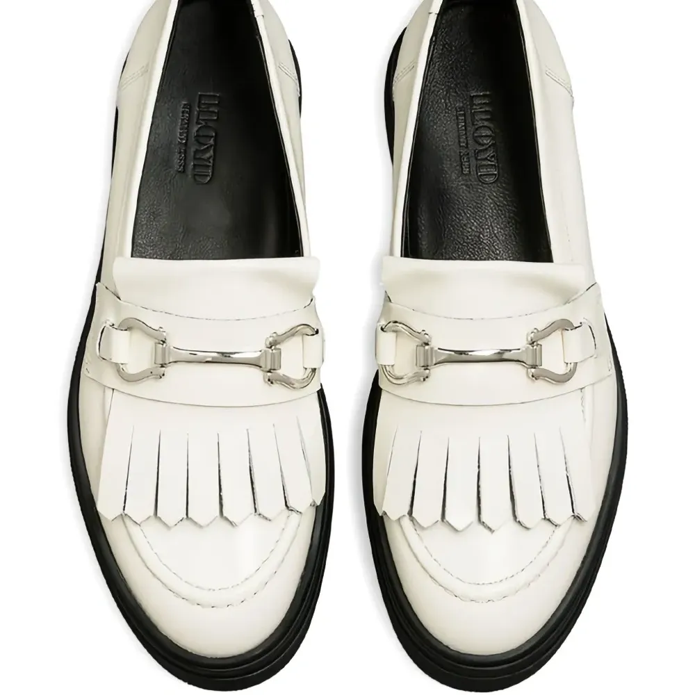 лоферы с бахромой