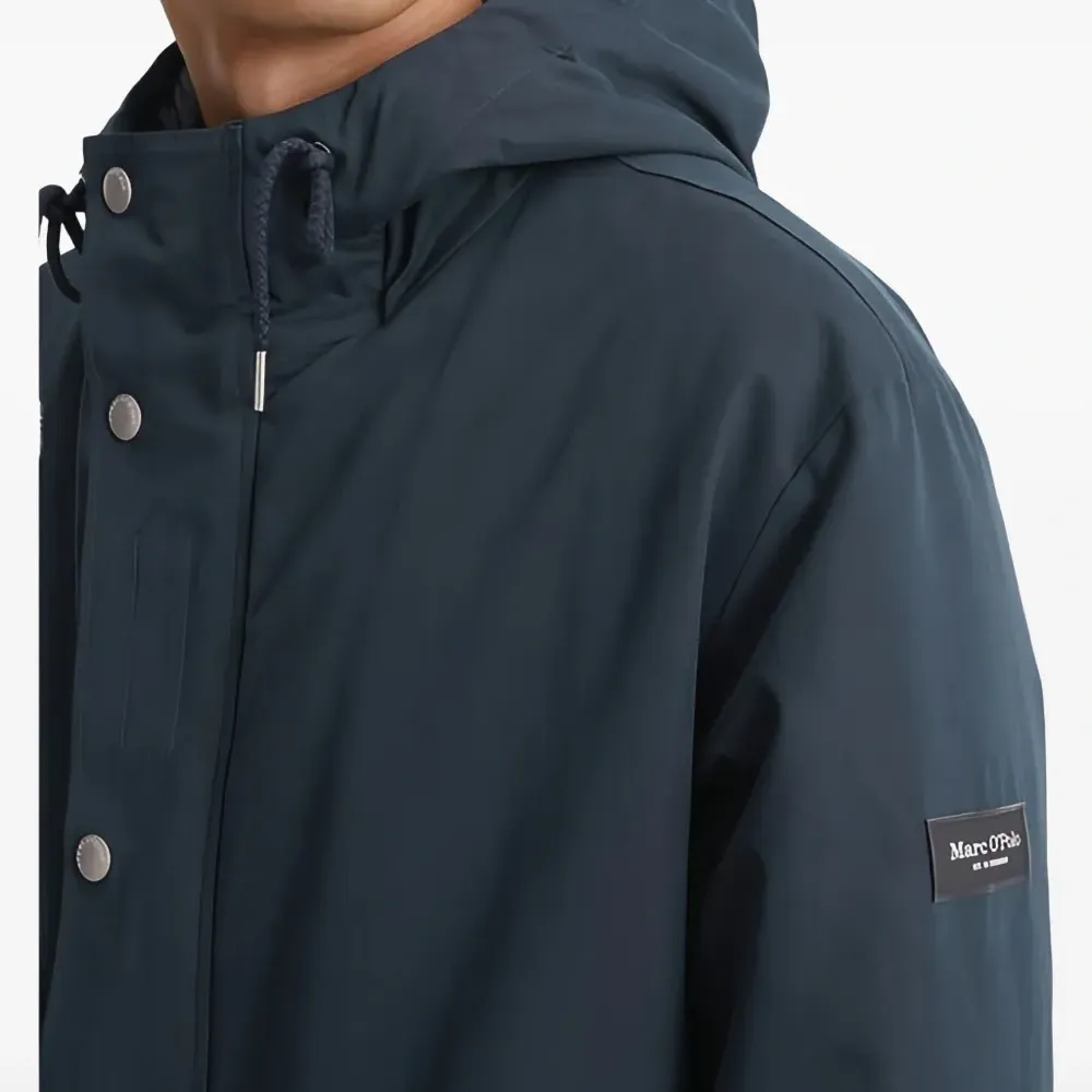 парка с капюшоном