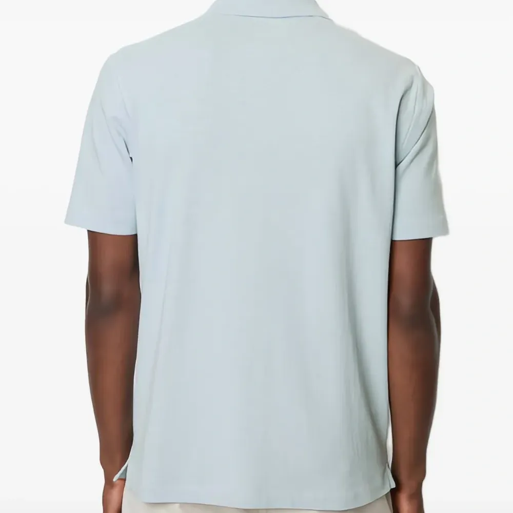 Футболка с короткими рукавами