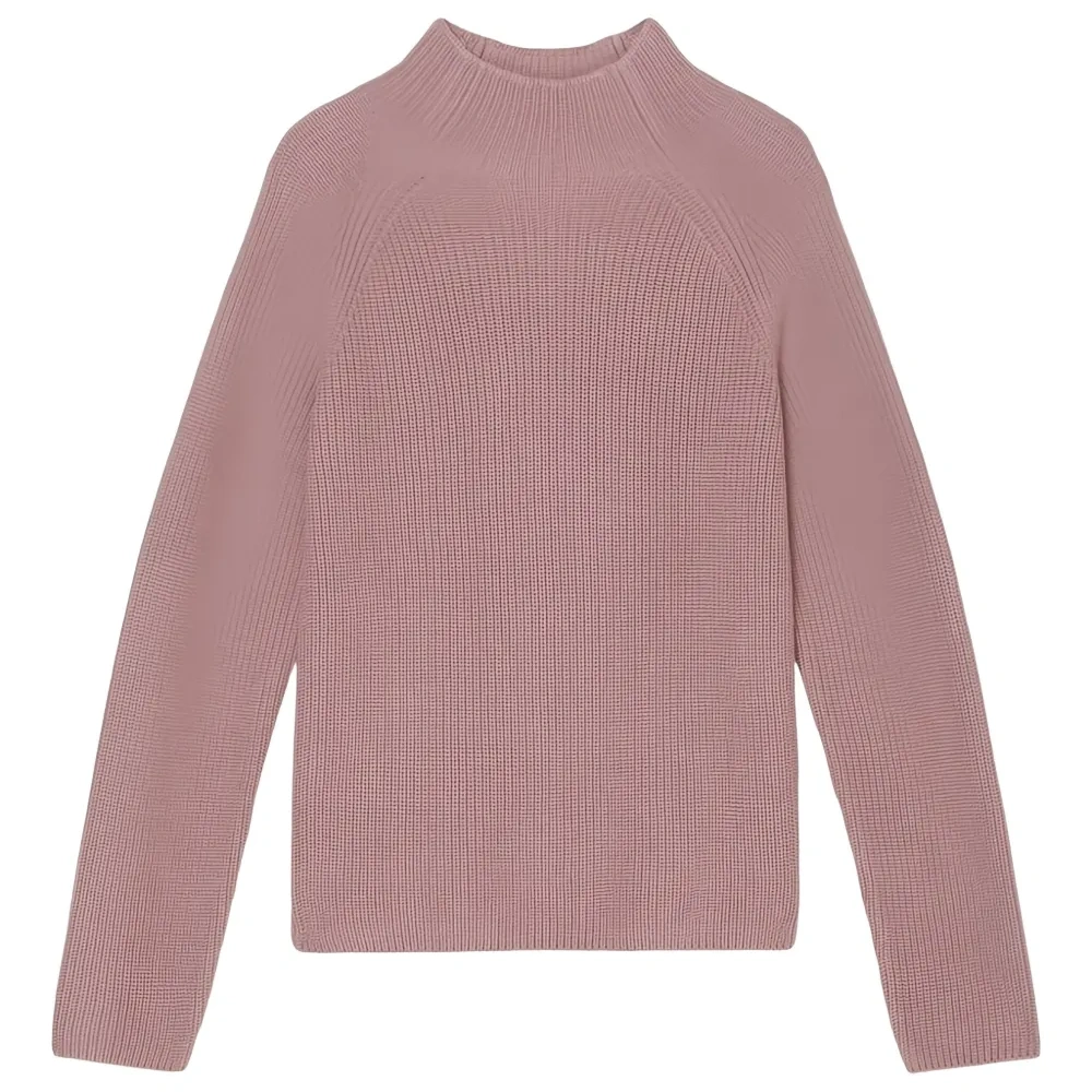 Свитер в рубчик с высоким воротником