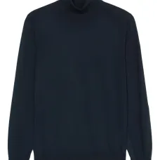 топ с высоким воротником