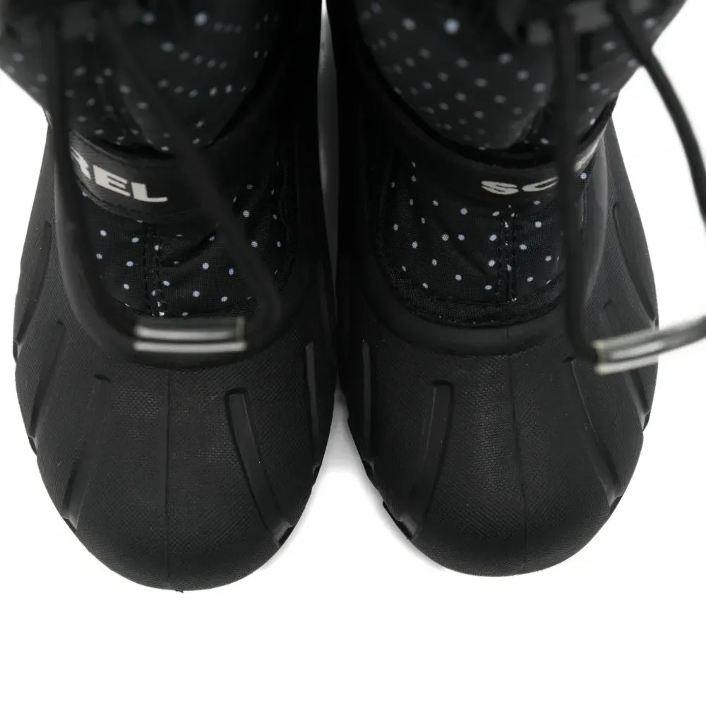 Сапоги с ремешком в горошек