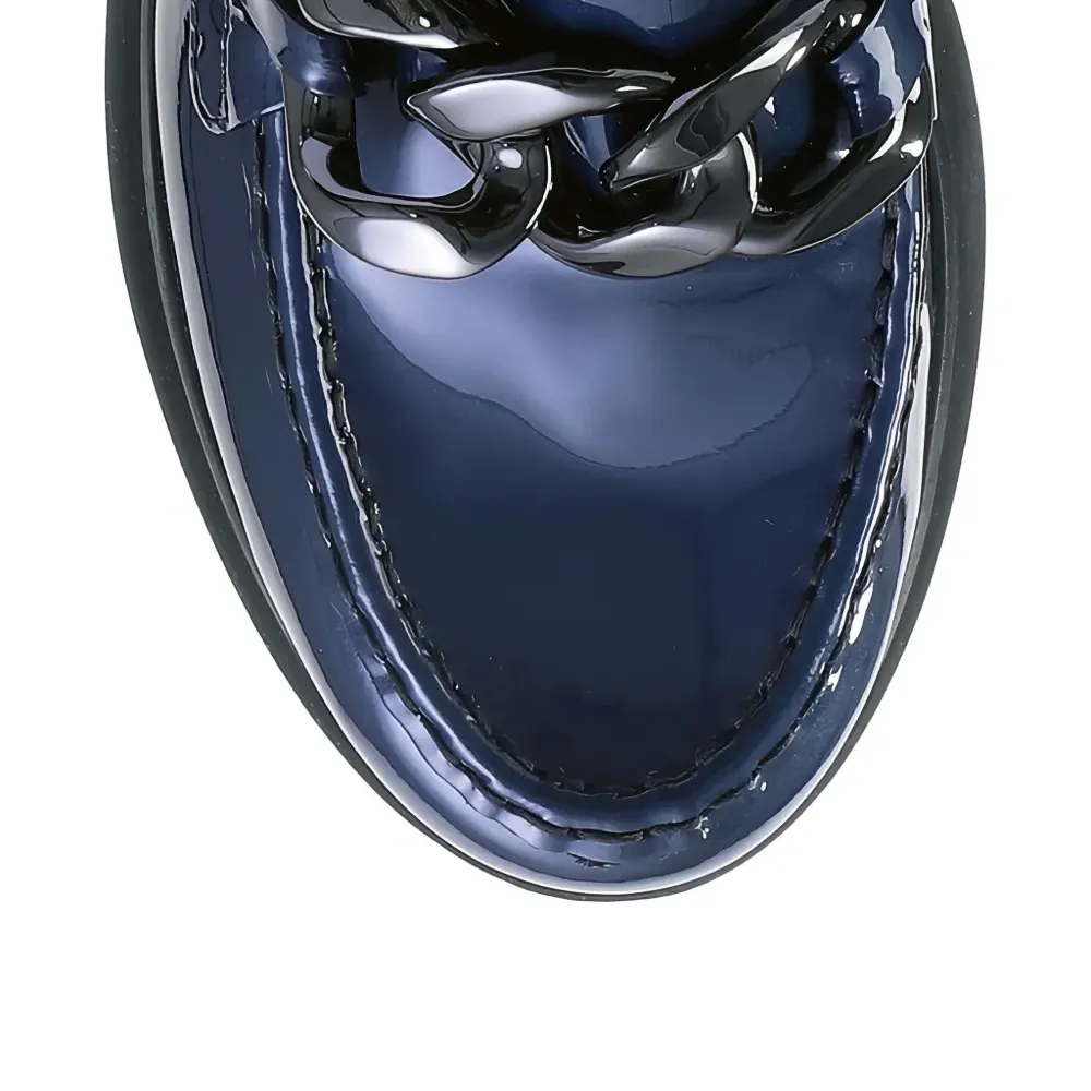 Лакированные лоферы Stacy с цепочкой