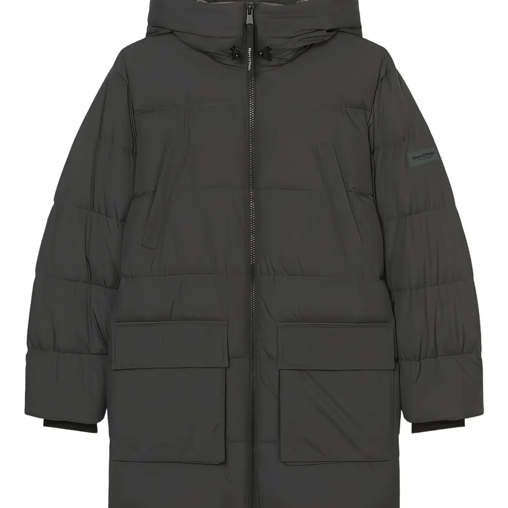 Пуховик с капюшоном