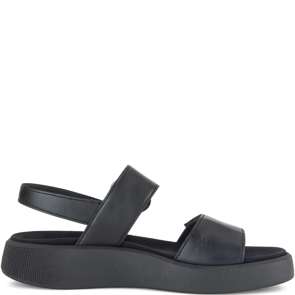 сандалии на платформе с ремешком на пятке