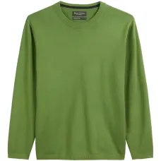 свитер с круглым вырезом