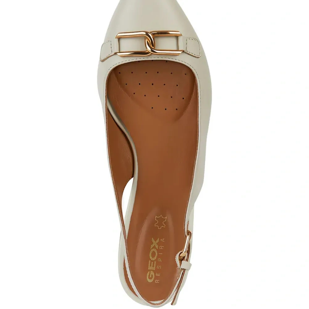 Туфли Charyssa с ремешком на пятке